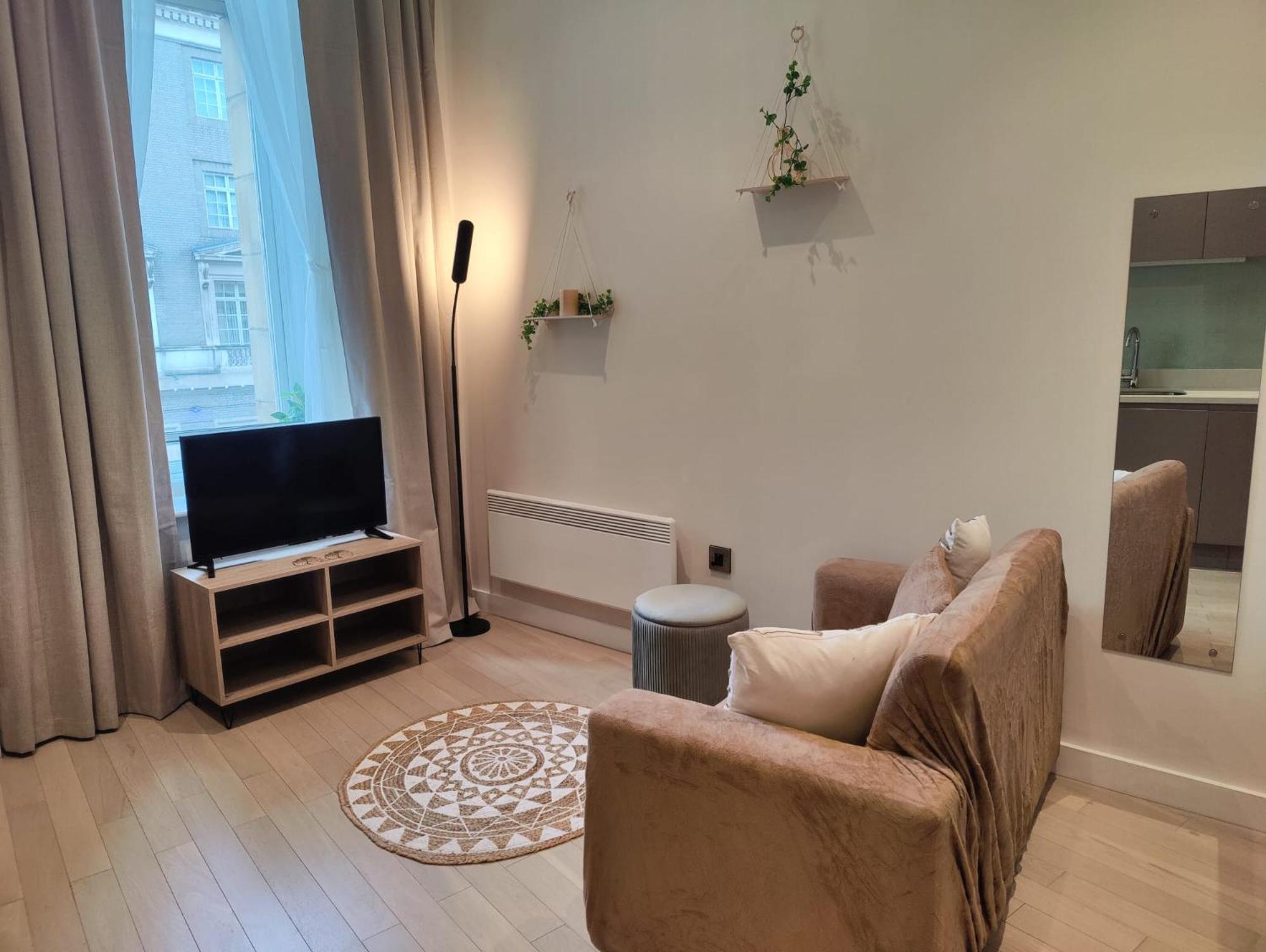 Liverpool Gem: Cozy Studio Retreat Kültér fotó