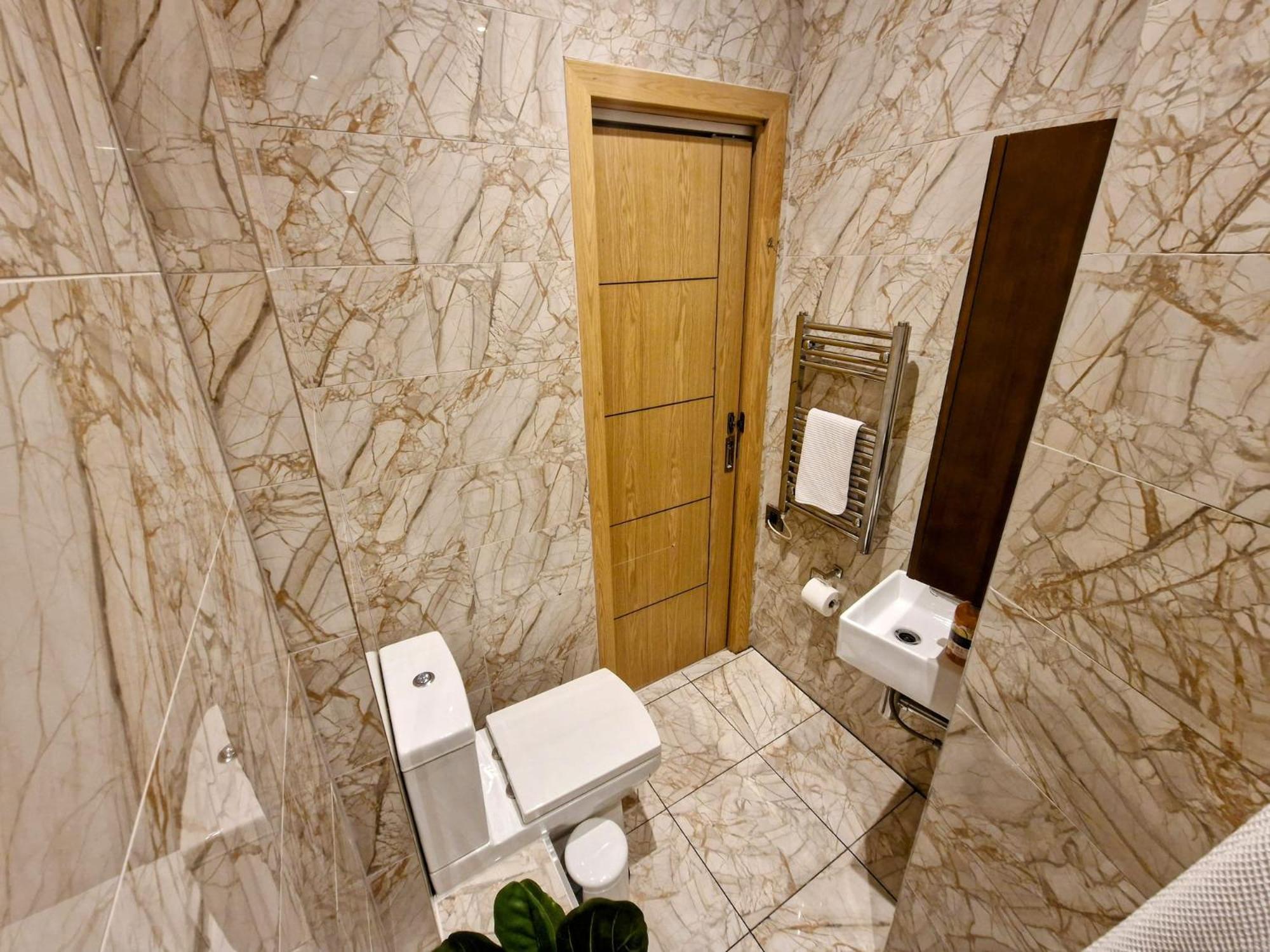Liverpool Gem: Cozy Studio Retreat Kültér fotó